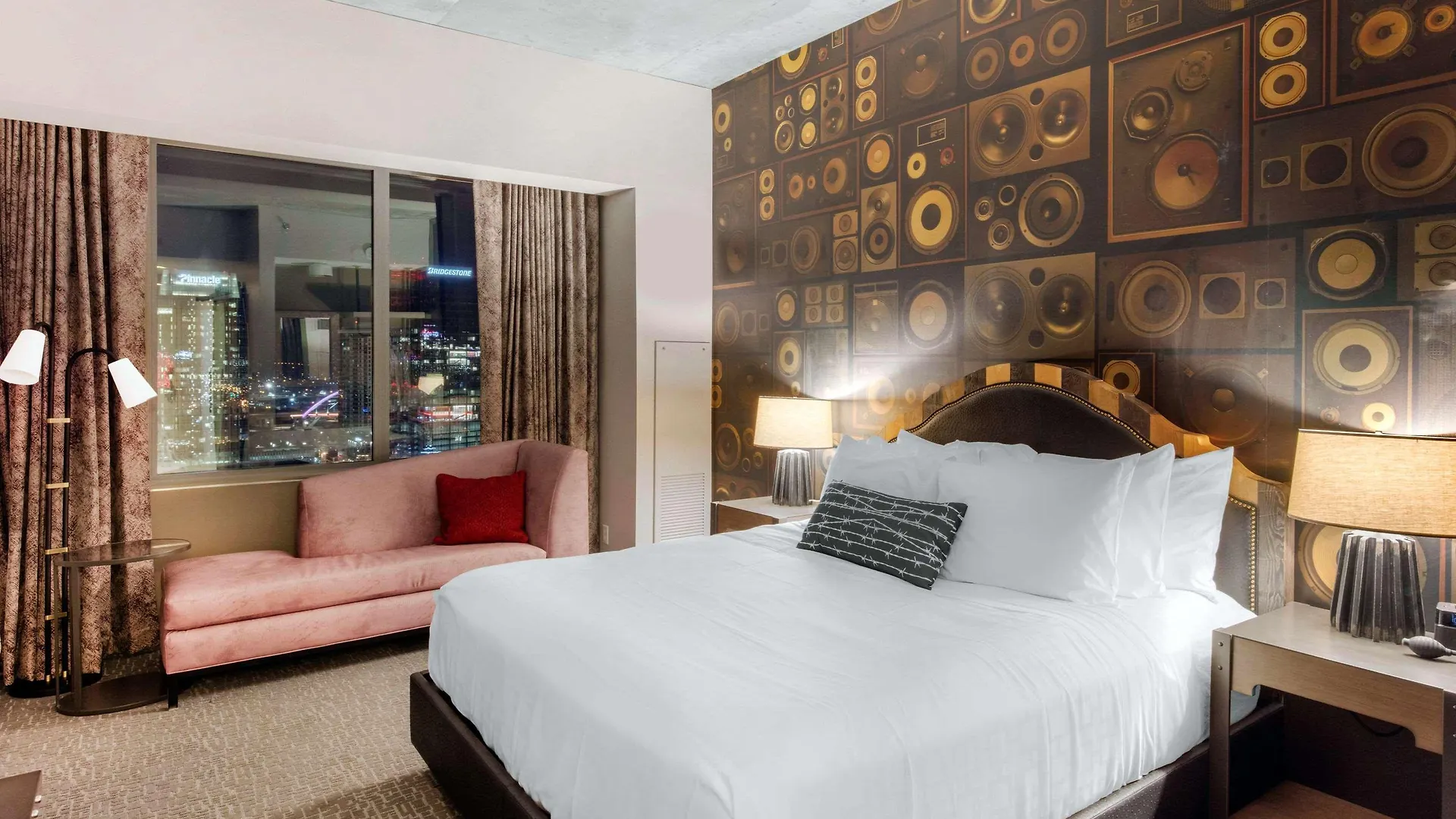 Cambria Hotel Nashville Downtown 4*,
