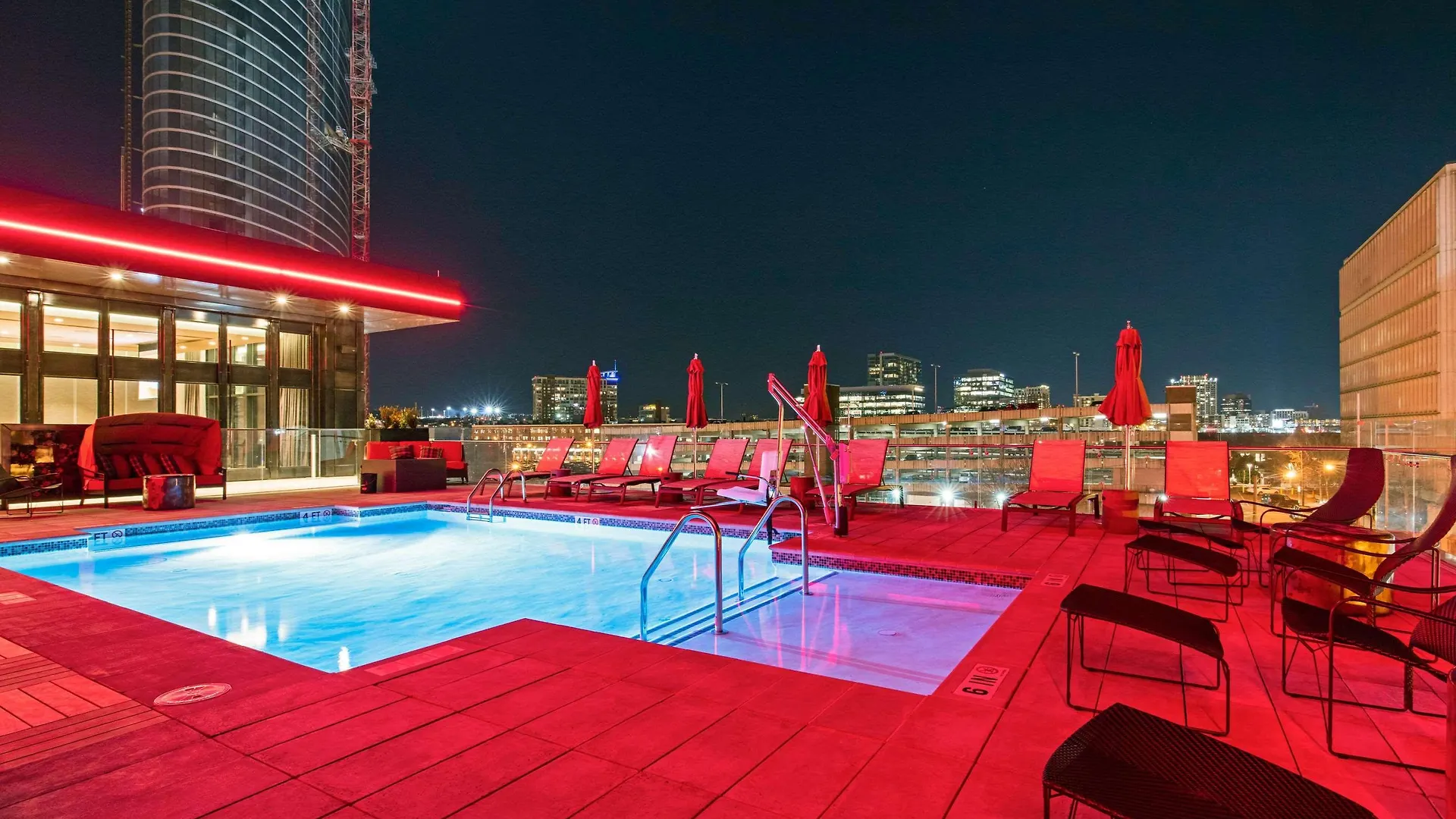 Cambria Hotel Nashville Downtown 4*,