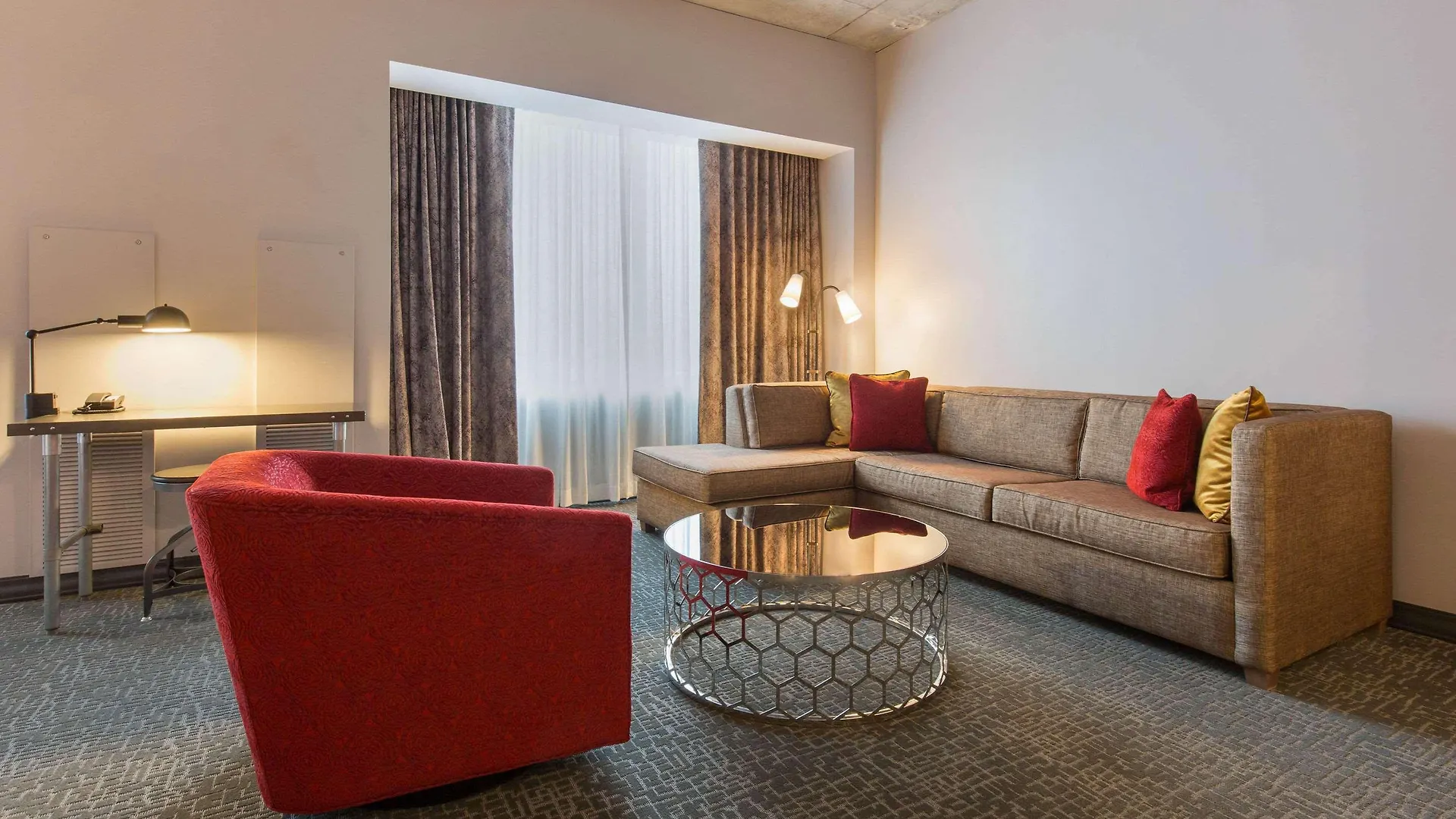 Cambria Hotel Nashville Downtown